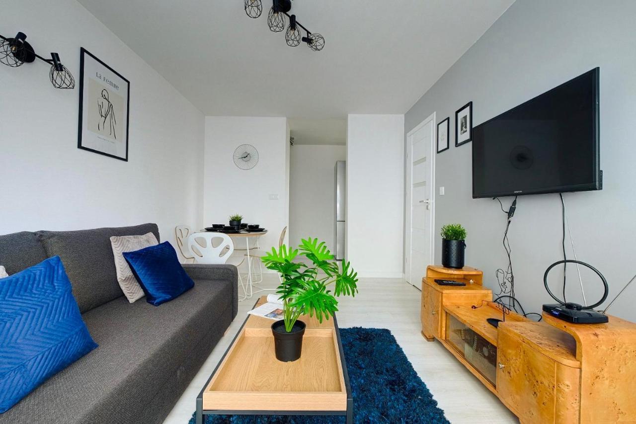 Inside Solec With Private Parking Apartmán *