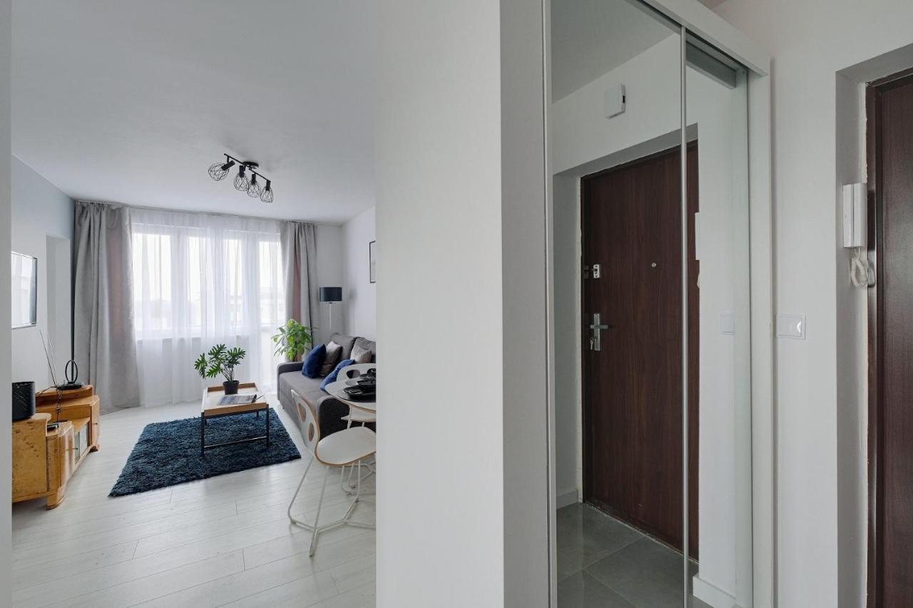 Inside Solec With Private Parking Apartmán Varšava